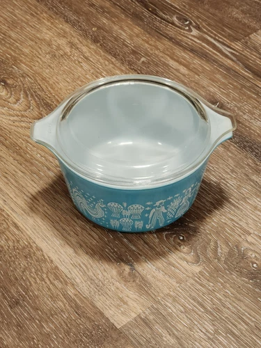 VTG PYREX Amish Butterprint 473 Turquoise White 1 pt Casserole Dish w/Lid