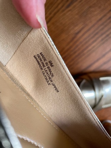 Talbots Ryan Twist Soft Nappa Leather Loafers-Gold Size 9 Medium - Picture 3 of 3