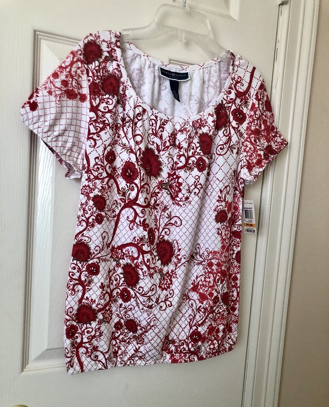 Super Cute KAREN SCOTT Floral And Geometric Blouse Shirt Top Size Petite PS NWT