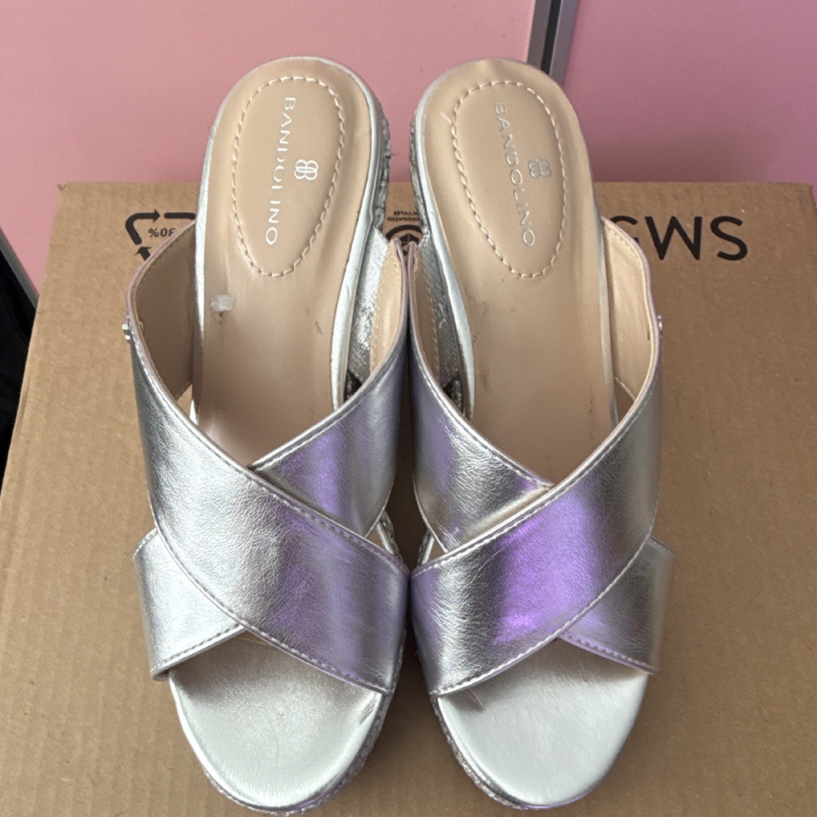 Bandolino Women’s Silver Slip-On Wedge Sandals Open Toe Woven US 7