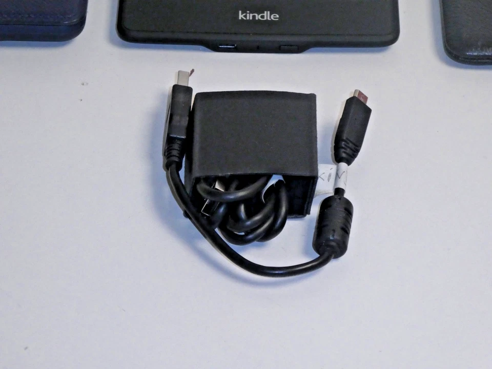 Amazon Kindle Paperwhite 6 inkl. 2x Hüllen, 2 Jahre Garantie - Bild 3 von 4