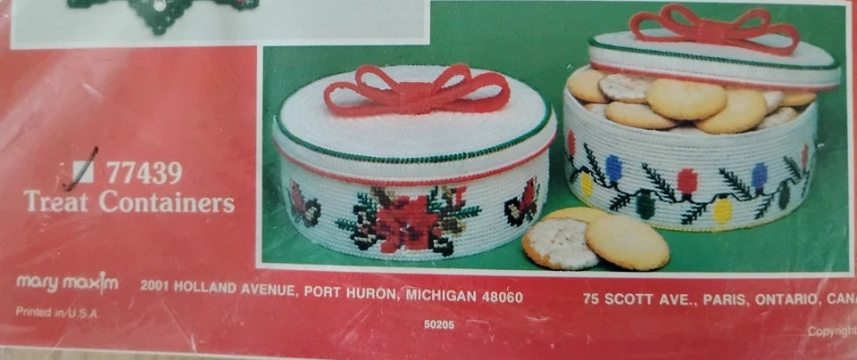 Mary Maxim Christmas Treat Containers Plastic Canvas Needlepoint Kit, 77439 - Image 3 of 4