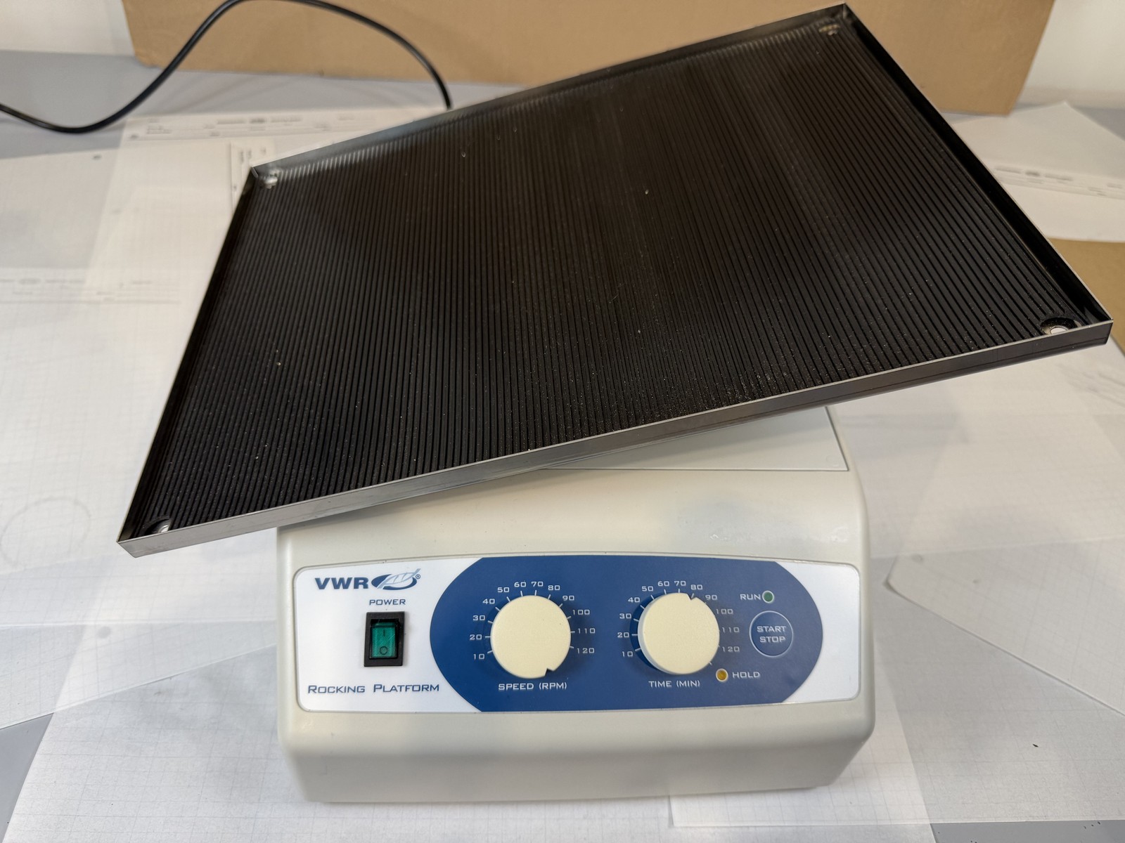 VWR Rocking Platform Shaker 10860-662 Gel Blot Lab Rocker 230V TESTED WORKING