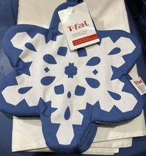 T-FAL POT HOLDERS (2) SNOWFLAKES BLUE WHITE COTTON NWT Free Shipping