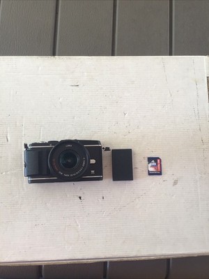 OLYMPUS PEN E-P3 COLOR BLACK WITH PANASONIC 14-42 F3.5-5.6 LENS | eBay