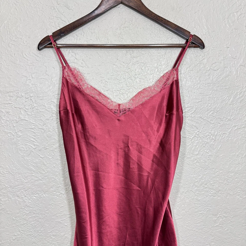 Victorias Secret Satin Slip Dress Sleep Nightie Med Burgundy Lace Babydoll Y2K - Image 2 of 4