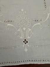 Set of 8 Vintage Madeira White Linen Placemats Hand Embroidered Drawnwork