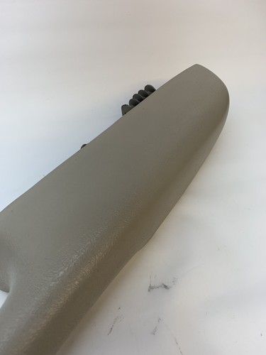 03-06 Cadillac Escalade Denali Door Arm Rest Passenger Right Shale White - Picture 4 of 11