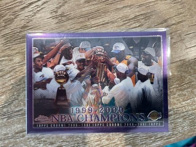 2000-01 Topps Chrome Lakers NBA Champions #85 Kobe Bryant Shaquille NBA HOF NM+