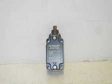 SCHMERSAL MS 330-11Y-M20 NEW-NO BOX LIMIT SWITCH MS33011YM20