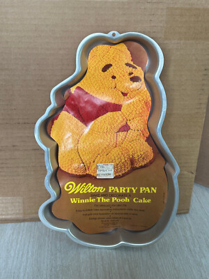 VINTAGE WILTON WINNIE THE POOH ALUMINUM CAKE PAN