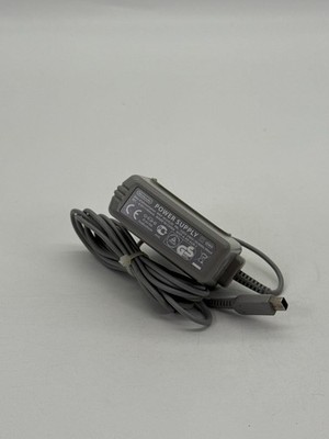 Nintendo DS / 3DS / DSi Original Ladegerät Netzteil guter Zustand