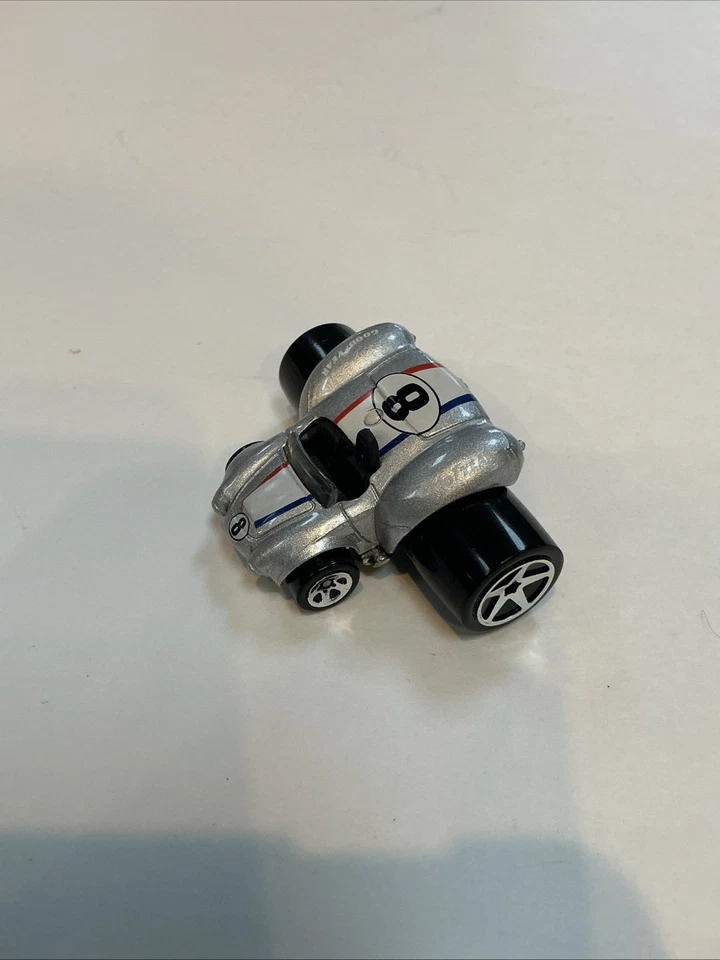 Hot Wheels Fatbax 66/100 Shelby Cobra 427 S/C Goodyear 8 2003 First Editions J17 - Image 2 of 2