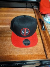 Marvel Deadpool Bioworld Snapback Hat Black Red Two Tone Adjustable Classic Cap