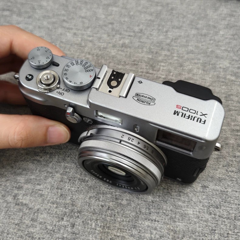 FUJIFILM Fuji X100S 16.3MP Compact Digital Camera English Silver