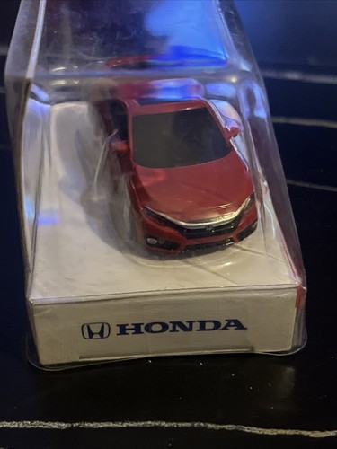 Red Honda CIVIC COUPE PULLBACK CAR KEY CHAIN WITH LED LIGHT NEW - Picture 4 of 6