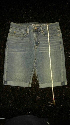 Levi's Signature Blue Denim Modern 