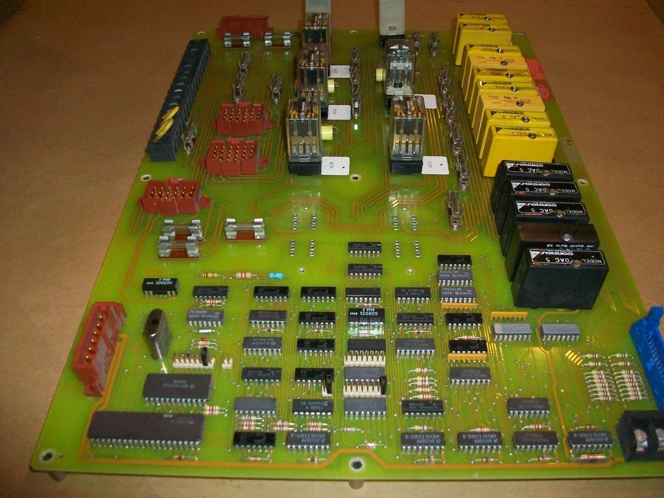 CINCINNATI MILICRON I/O LOGIC BOARD 3-531-4205A IOL CONTROL MAIN POWER INPUT - Image 3 of 3