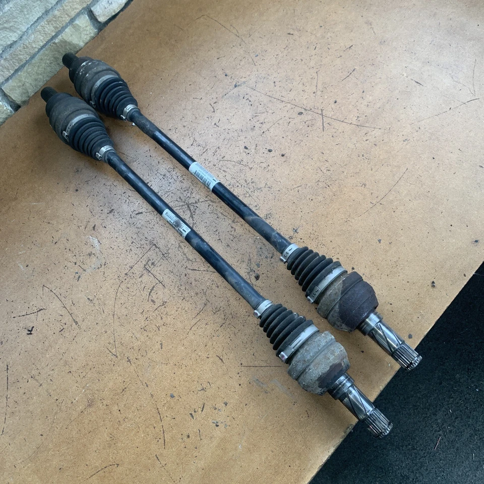 Volvo XC70 V70 2003-2007 eje trasero izquierdo y derecho conjunto de 2 30713276 OEM Foto 3 de 4