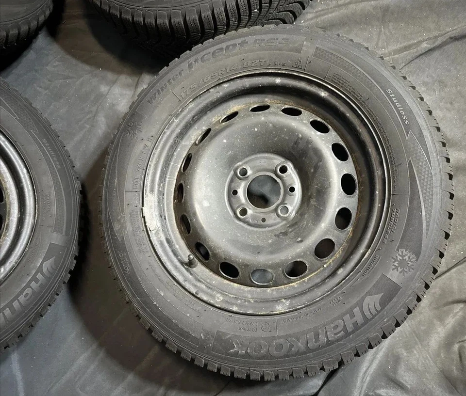 Original Fiat 500 Winterkompletträder  Stahl Schwarz 14 Zoll KBA 44550 - Bild 2 von 4