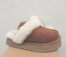 UGG DISQUETTE CHESTNUT SUEDE/ SHEEPSKIN PLATFORM SLIPPERS, US 8/ EUR 39 NEW