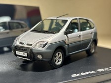 1/43 Renault Scenic RX4 2.0 16V Silver Universal Hobbies E2102