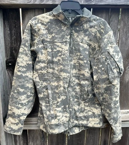 US Army ACU Jacket FERR IWOL  System A Test  Digital Camo  X-Small Long Fleece - product listing photo