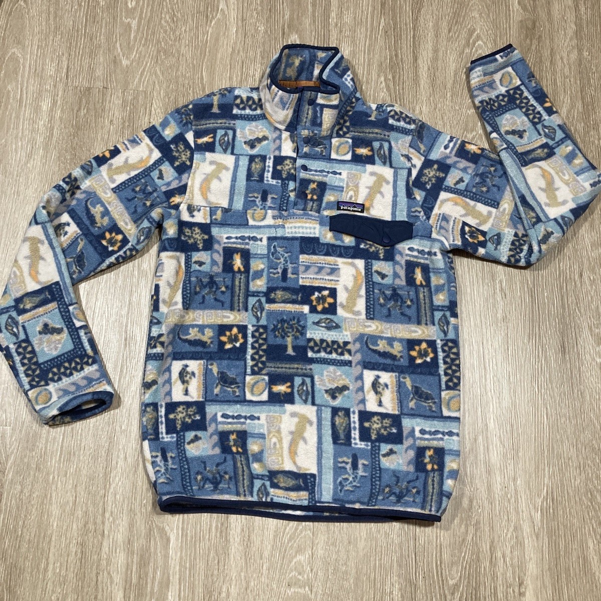 Patagonia Jacket M Synchilla Galapagos Archipelagos Shark Hiking