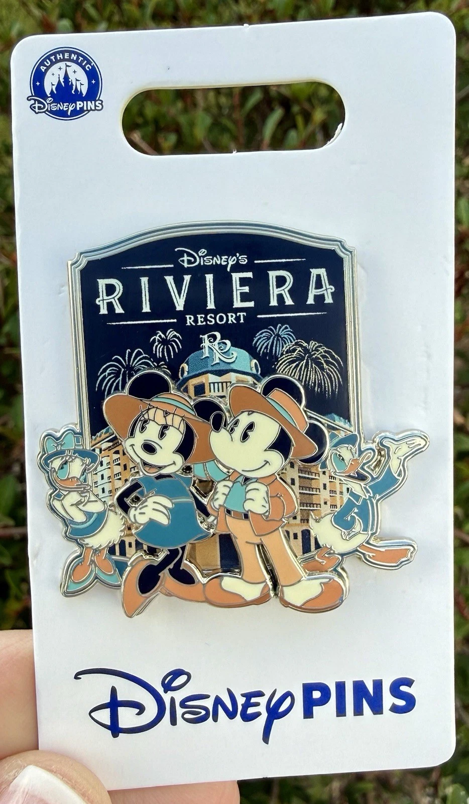 2025 Disney Parks Riviera Resort Mickey Minnie Mouse Donald Daisy Duck OE Pin
