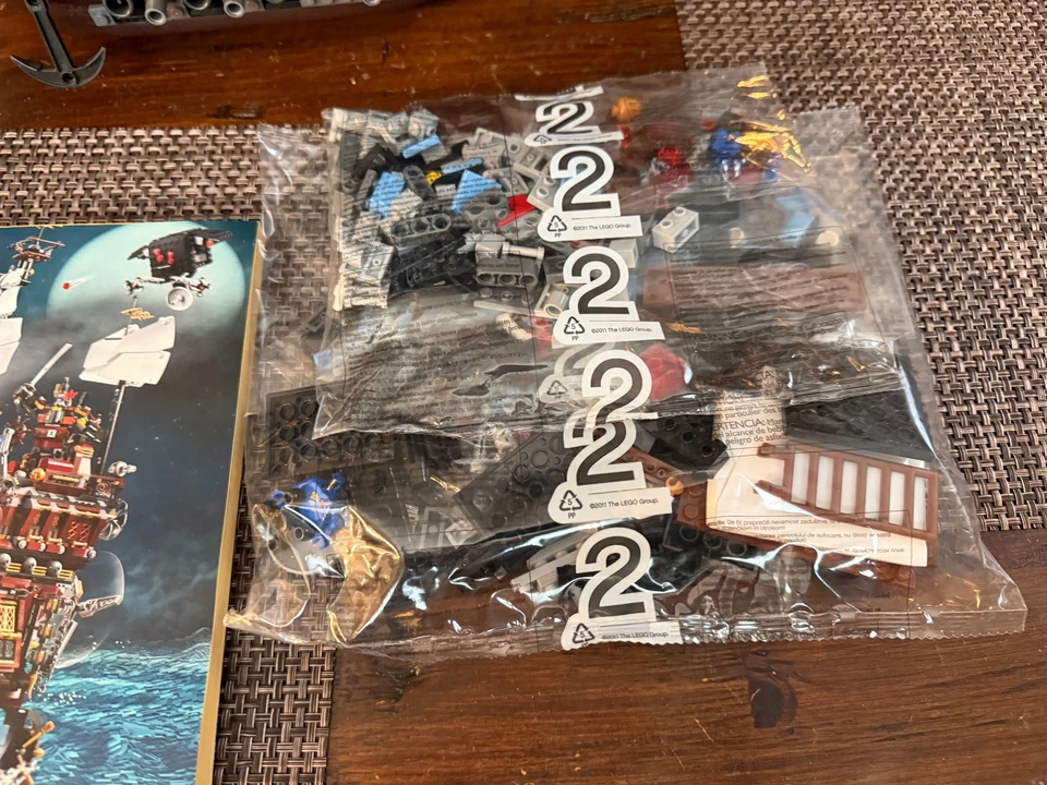 LEGO La LEGO Película: MetalBeard's Sea Cow (70810) 99% Caja Completa + Instrucciones Foto 3 de 4