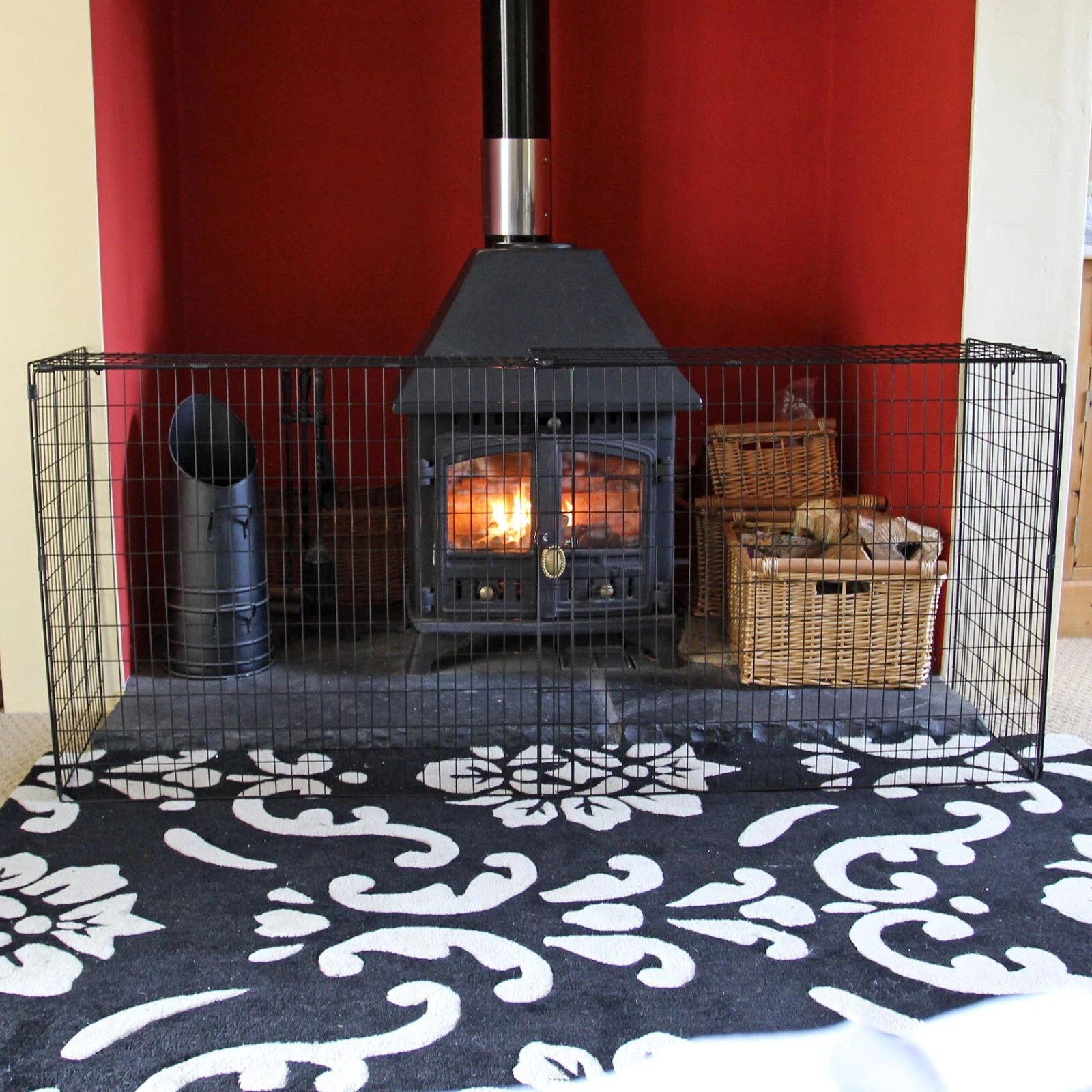 Extendable Fire Guard Safety Mesh Detail