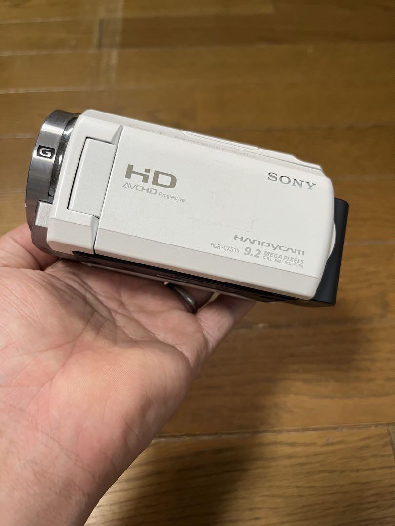 Sony HDR-CX535 HandyCam Video Camera 32GB Internal Memory Sony HDR-CX535 HandyCam Video Camera 32GB Internal Memory