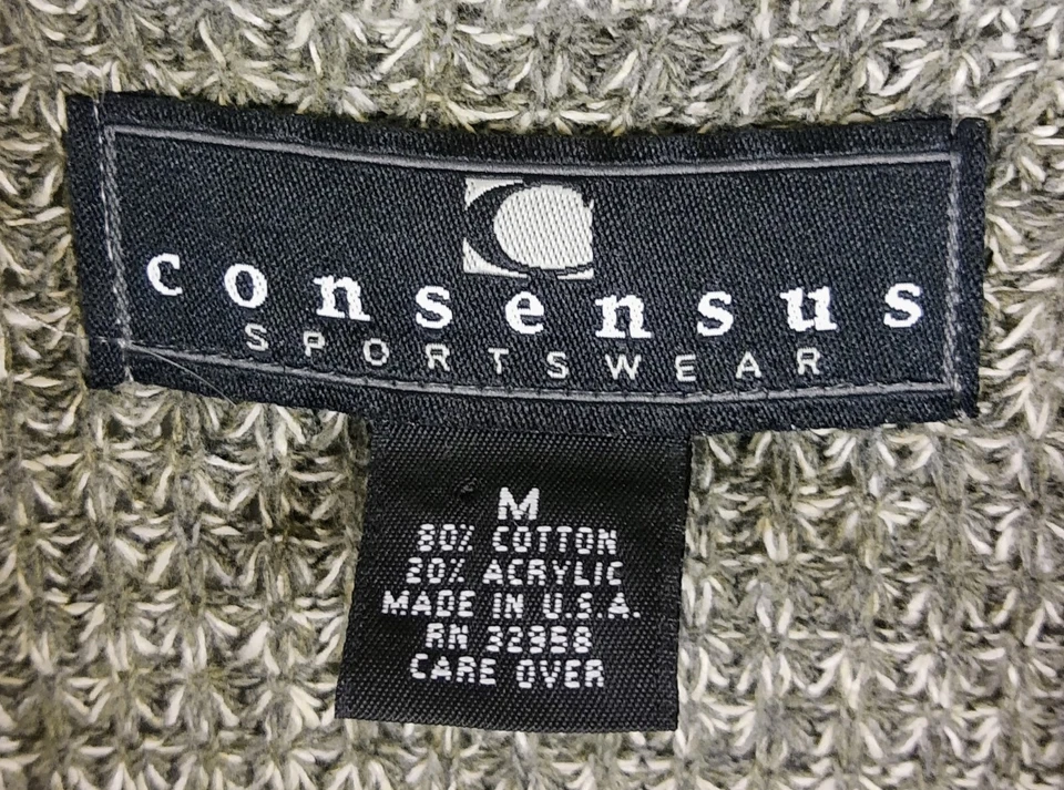 Consensus Sportswear Men's Half Zip Sweater Size Medium - Image 4 of 4