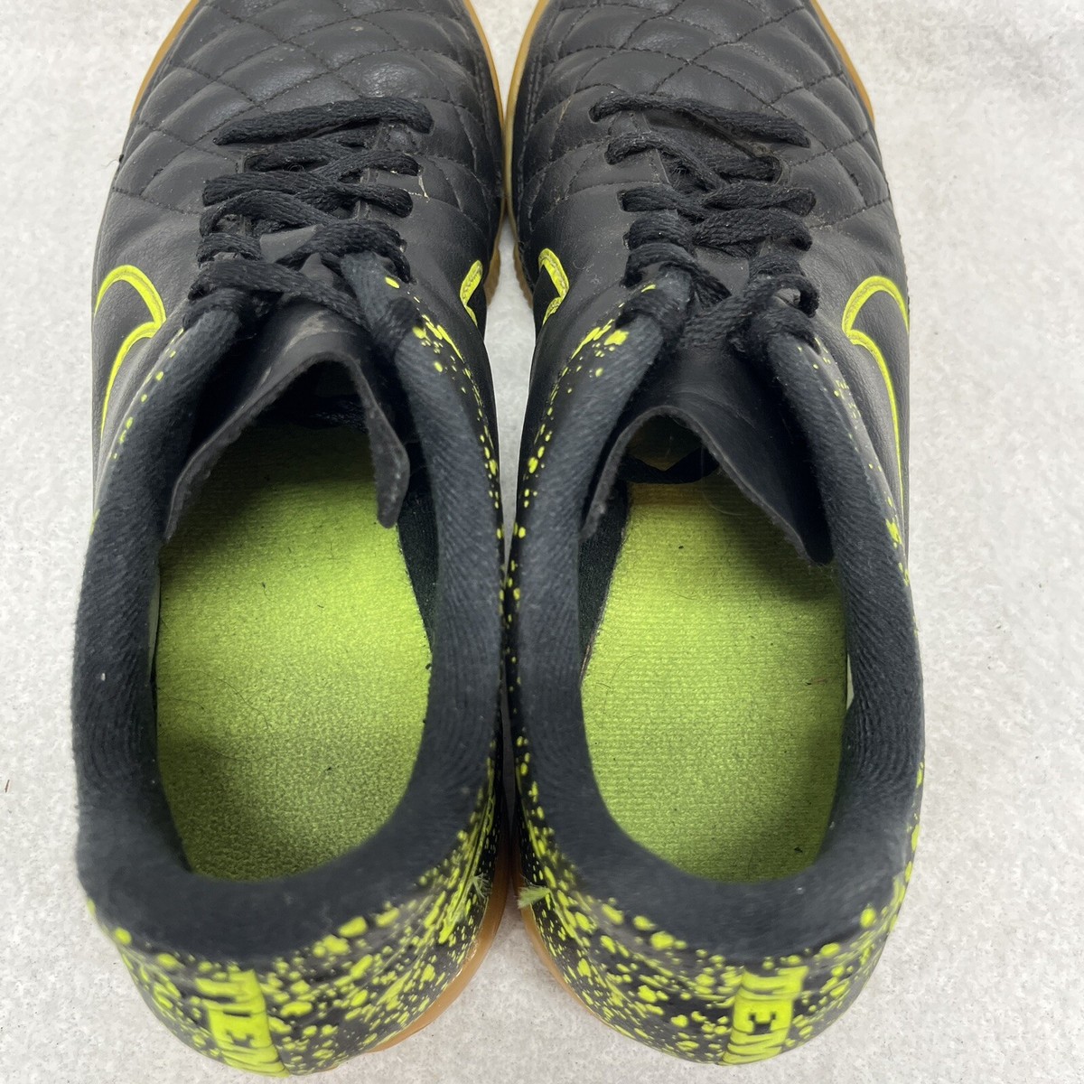 Nike Tiempo Rio II Indoor Soccer Shoes Men