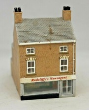 N Gauge Lyddle End Building - Radcliffes Newsagents (N8033)