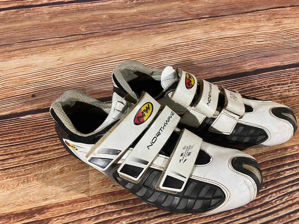 NORTHWAVE Road Cycling Shoes Size 3 Bolts EU43.5 US10 Mondo 274 cs892 - Image 2 of 4