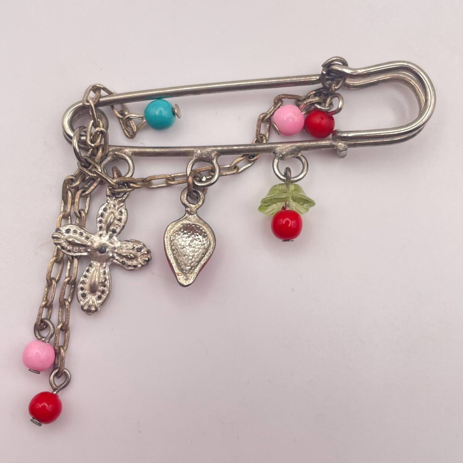 Vintage Silver Tone Safety Pin Charm Brooch Strawberry Cross Beads Y2K Classic