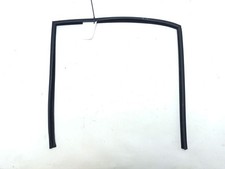 Mercedes-Benz S W140 1994 Gummidichtung Hintere Rechte Tür Fensterglas PUM71706 Mercedes-Benz S W140 1994 Gummidichtung Hintere Rechte Tür Fensterglas PUM71706