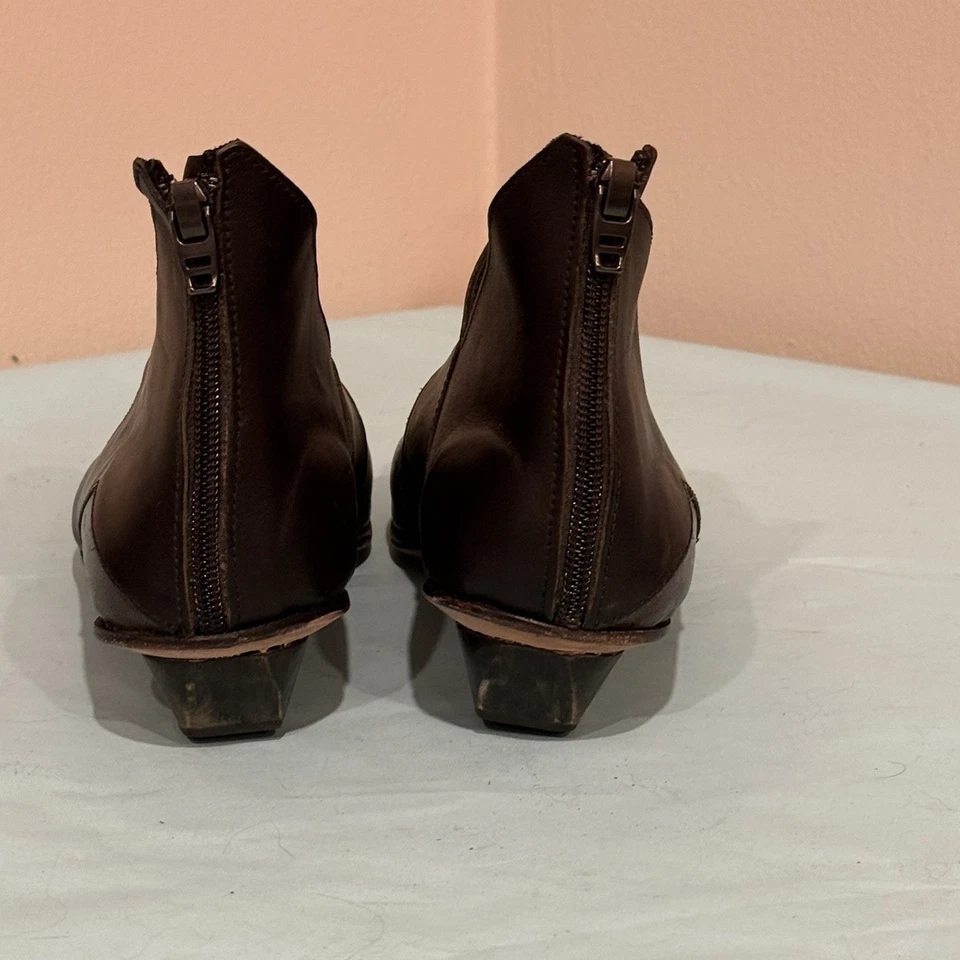 Zapatos de Tacones CYDWOQ Vintage Negro Marrón Bloque Gatito Hechos a Mano Artesanales Talla 41 Foto 4 de 4