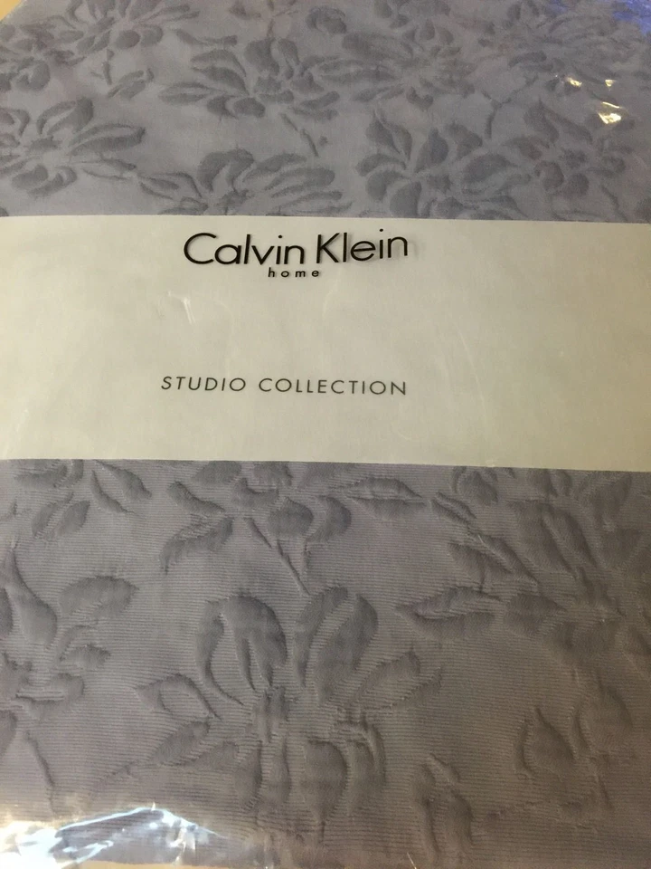 CALVIN KLEIN "ROSA PLAYA" CARDO 3 PIEZAS REINA COBERTOR SET MATELASSE NIP HERMOSO Foto 4 de 4
