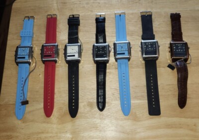 Martian G2G Smart watch Chunky Analog Voice Activated Sold As Is