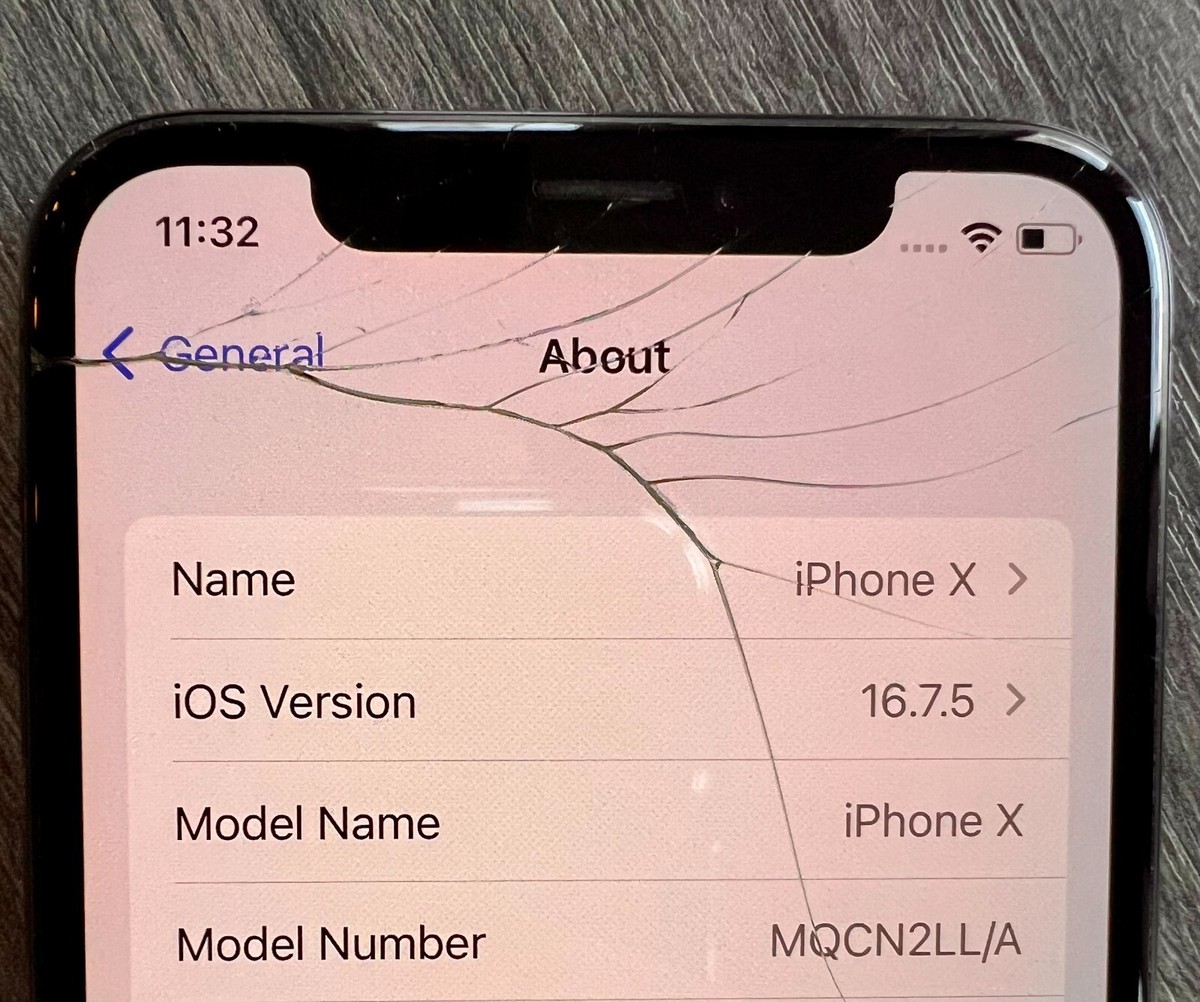 Apple iPhone X 256GB Space Gray w/ Cracked Front & Back