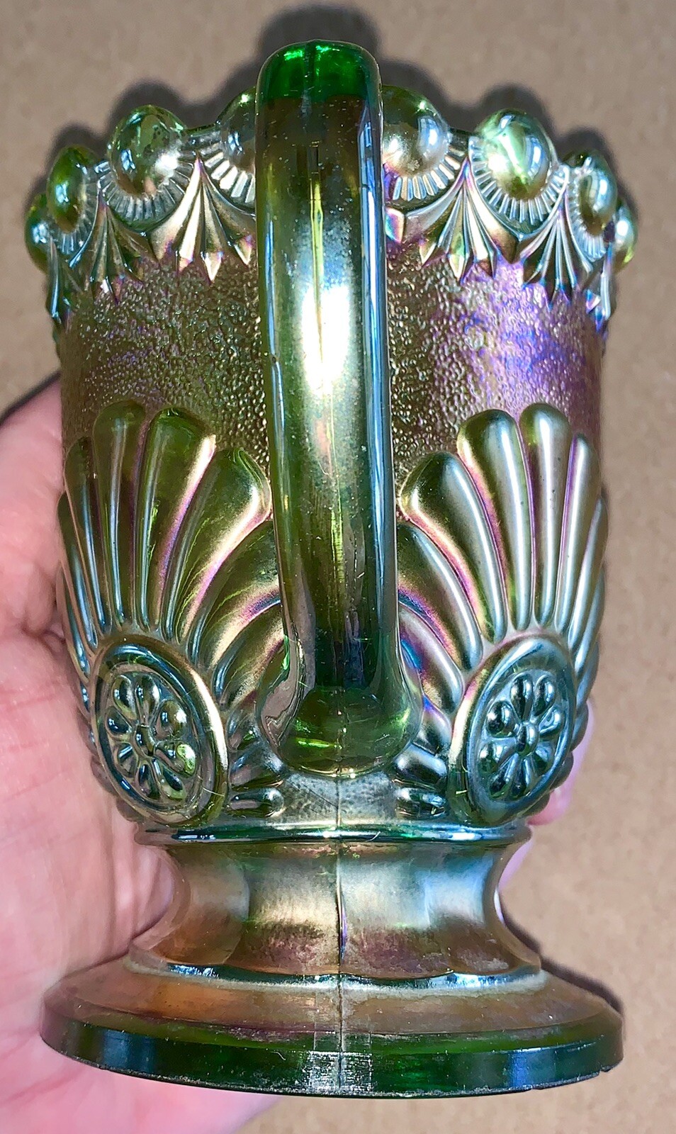 ANTIQUE EARLY 1900 WESTMORELAND CARNIVAL GLASS " SHELL AND JEWEL