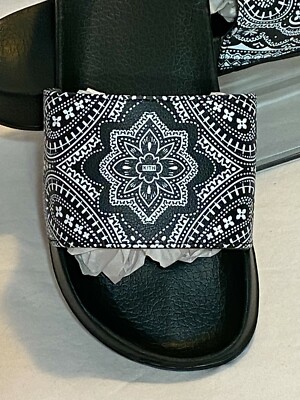 KITH Bandana Paisley Beach Slides Men US 11 STADIUM (Navy Blue