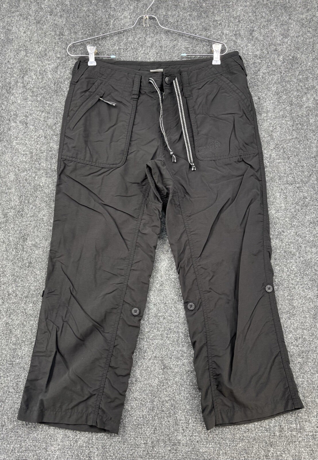 North Face Womens Shorts with Zip Button Drawstring Pockets Logo Nylon Athletic Pants  