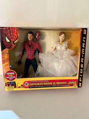 Spider-Man & Mary Jane 12'' Collector Set Spider Man 2 2004 Toy Biz, new.