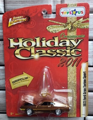 Johnny Lightning Holiday classic 1972 Ford Gran Torino Sport Ornament TOYS R US