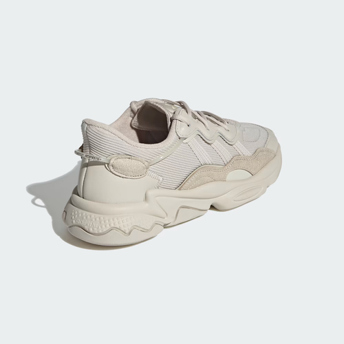 adidas Originals OZWEEGO in Cream White All Sizes Limited Stock - Picture 3 of 8