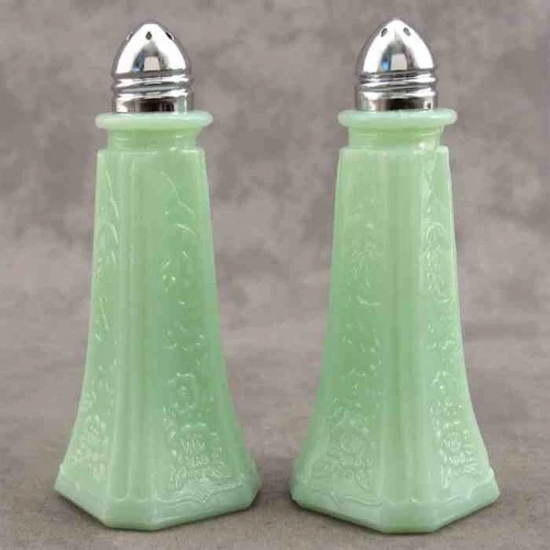 Jadeite GREEN Glass Floral SALT & PEPPER Shaker Set Mayfair Depression Style
