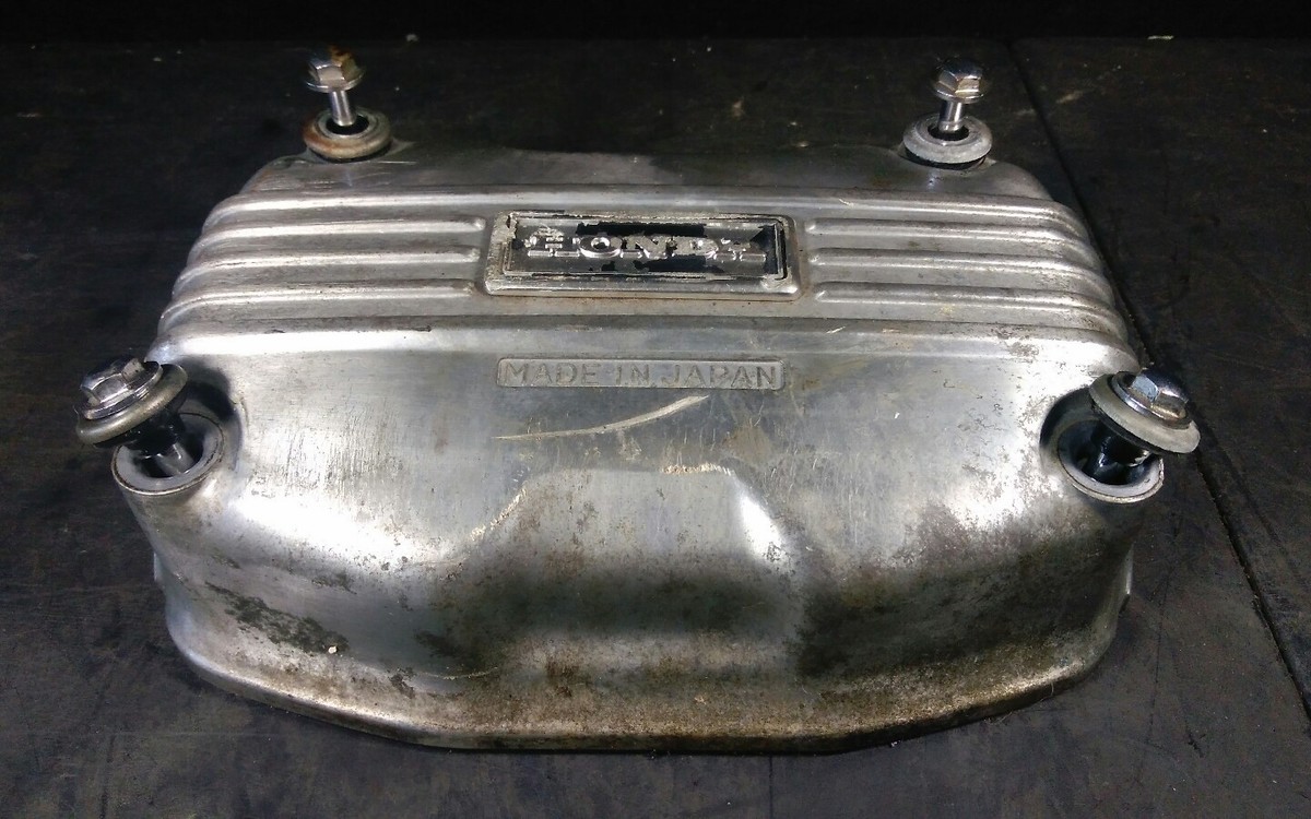 HONDA GOLDWING GL1000 GL 1000 ENGINE CYLINDER HEAD VALVE EMBLEM 